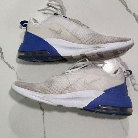 Nike Airmax | Motion 2 Men’s White Blue Running Shoes Athletic Sneakers Sports 9 - Picture 3 of 13